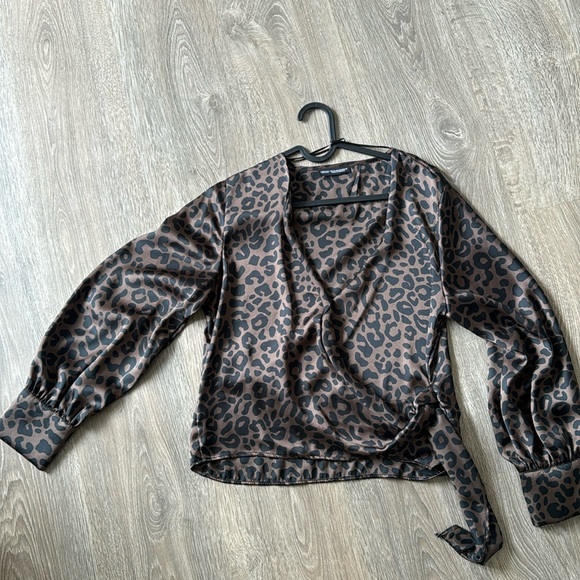 Tops - V-neck Satin Shirt